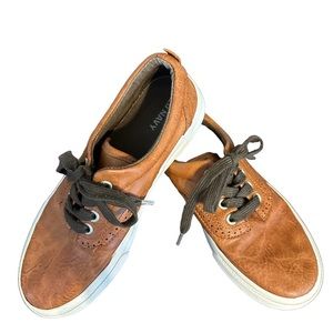 Boy’s Old Navy Brown Casual Shoes, Size 2